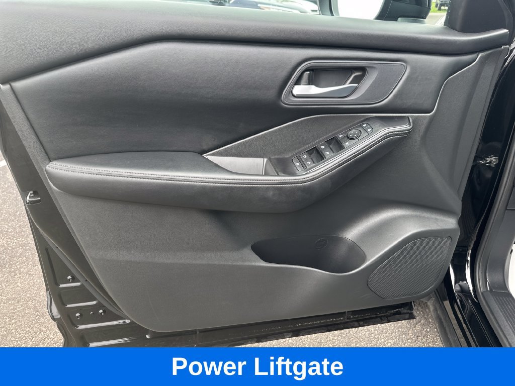 Used 2026 Nissan Rogue SV AWD/4WD image 11