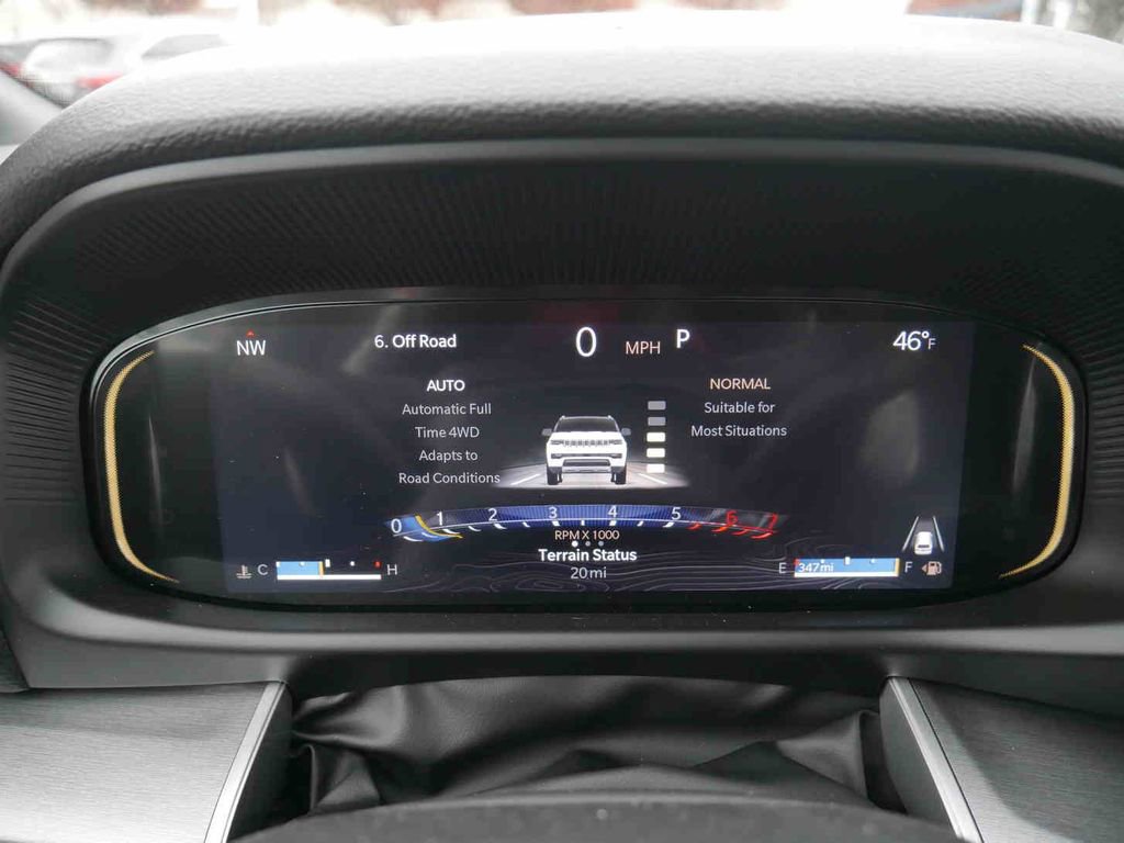 New 2025 Jeep Wagoneer L Series II w/ Convenience Group I image 39