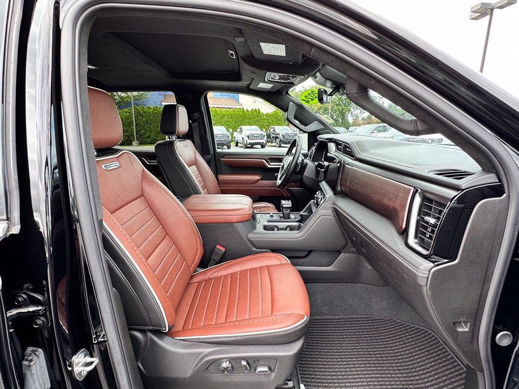 Used 2024 GMC Sierra 1500 Denali Ultimate AWD/4WD image 12