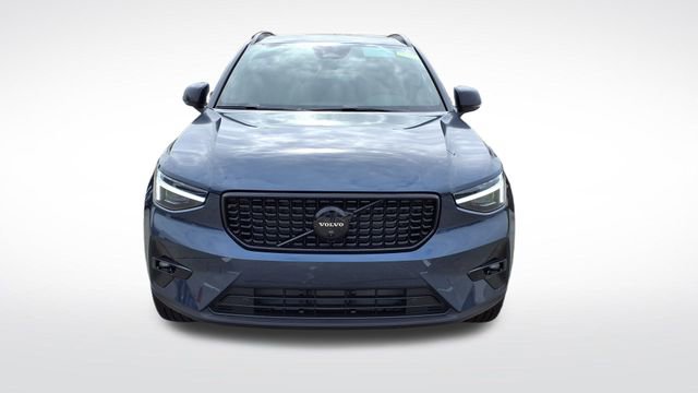 New 2026 Volvo XC40 B5 Ultra w/ Protection Package Premier image 2