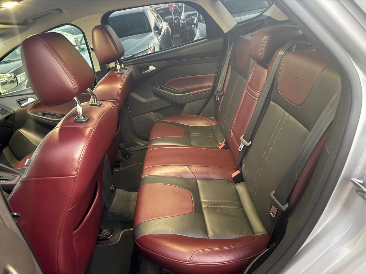 Used 2012 Ford Focus SE image 11