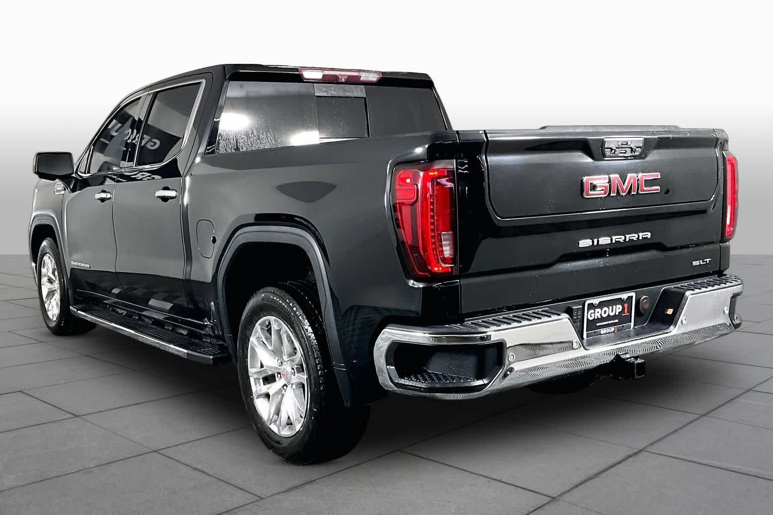 Used 2020 GMC Sierra 1500 SLT RWD image 12