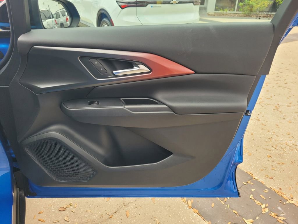 New 2026 Chevrolet Equinox EV RS FWD image 16