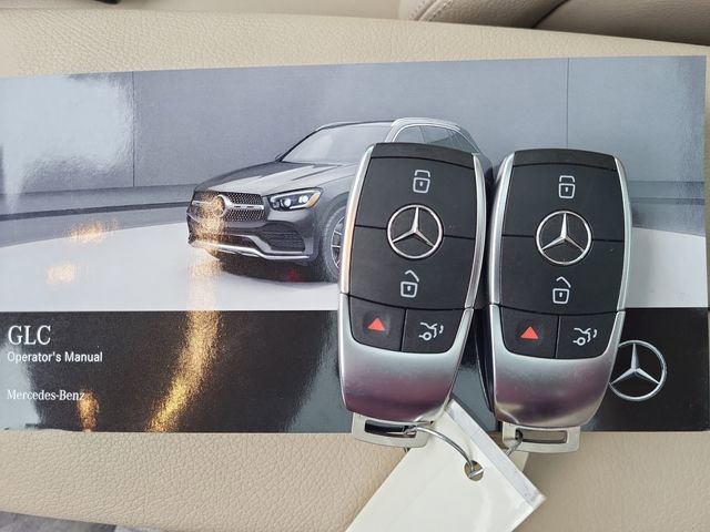 Used 2022 Mercedes-Benz GLC 300 4MATIC image 34