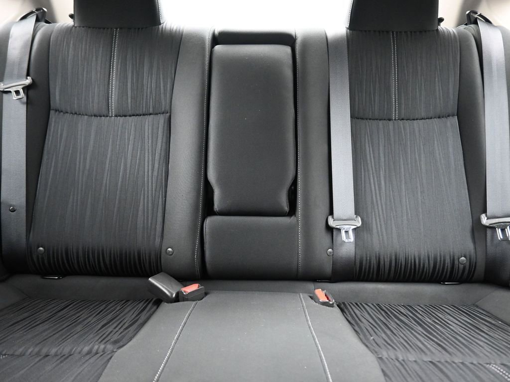 Used 2018 Nissan Sentra SV image 26