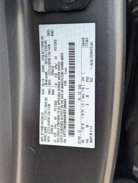 Used 2019 Ford F250 Lariat w/ Lariat Value Package image 32