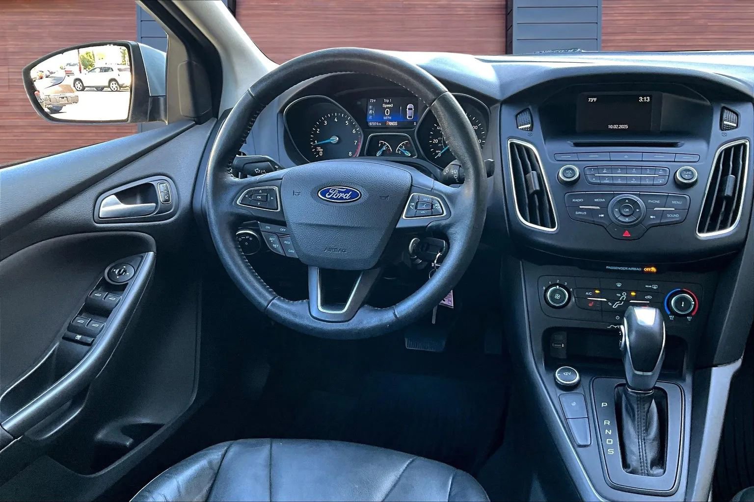 Used 2016 Ford Focus SE w/ Equipment Group 201A image 5