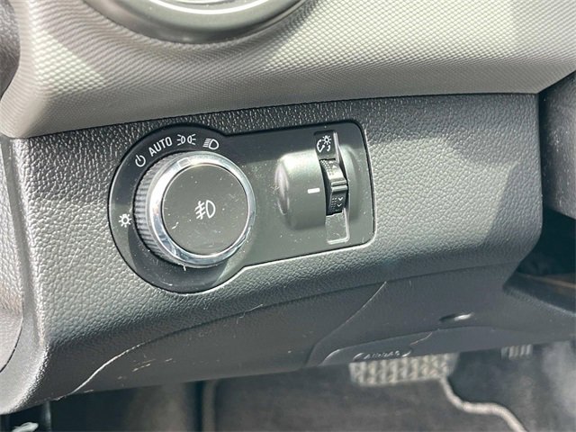 Used 2013 Chevrolet Sonic LTZ image 27