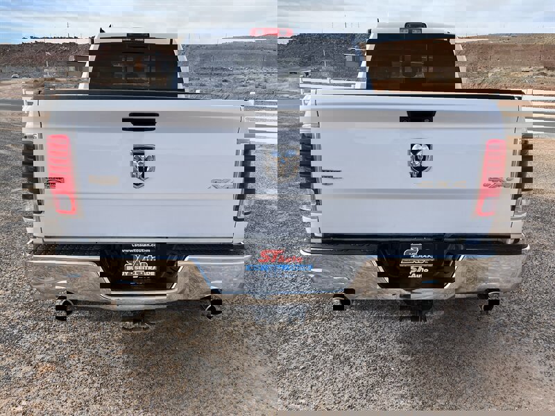 Used 2016 RAM 1500 Laramie w/ Convenience Group image 7