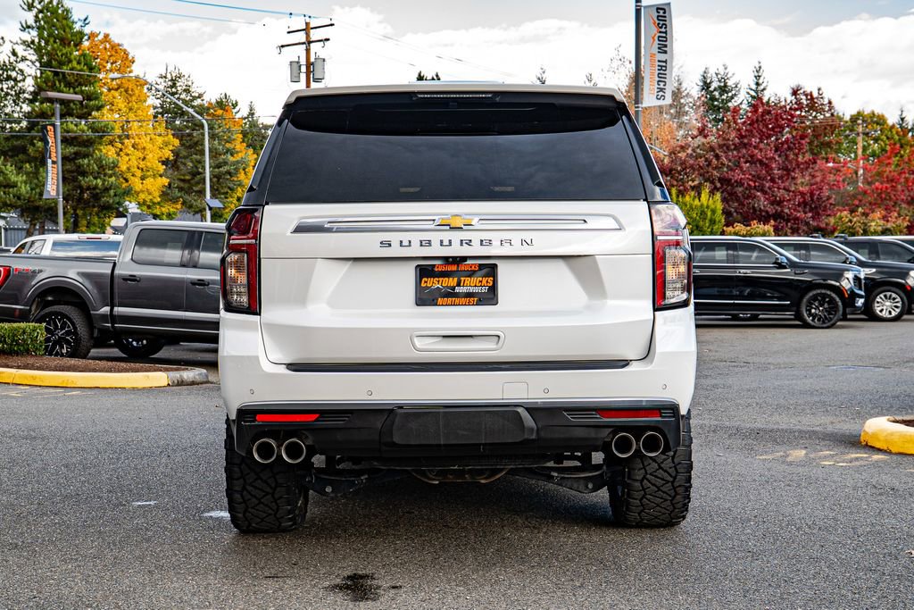 Used 2022 Chevrolet Suburban High Country image 5
