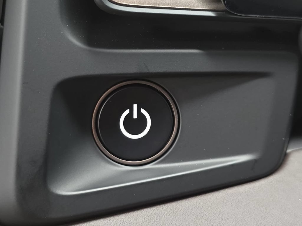 New 2026 Porsche Cayenne Turbo AWD/4WD image 22