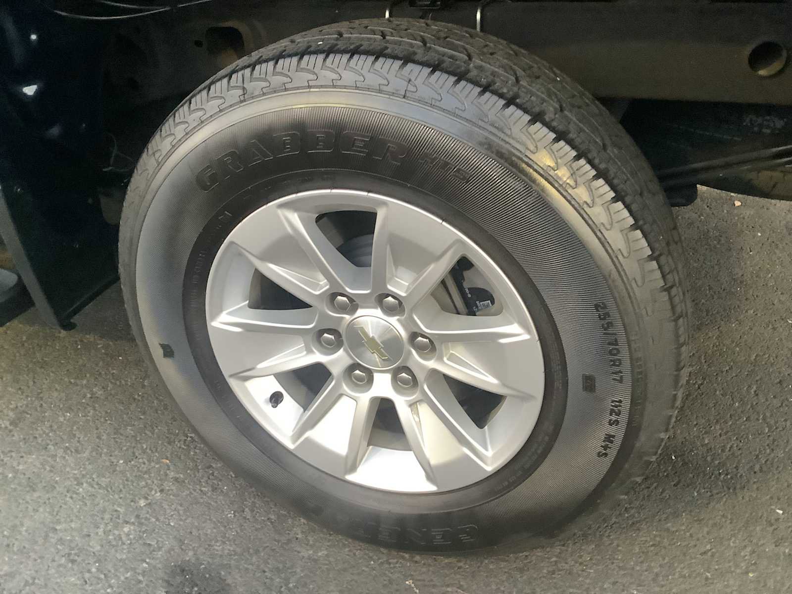 Used 2021 Chevrolet Silverado 1500 LT image 6