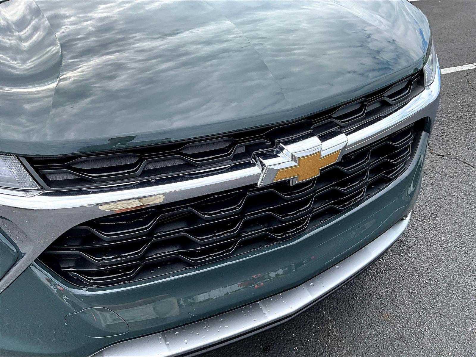 New 2026 Chevrolet Trax LT w/ LT Convenience Package FWD image 22