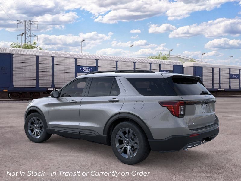 New 2026 Ford Explorer Active w/ Active Comfort Package AWD/4WD image 4