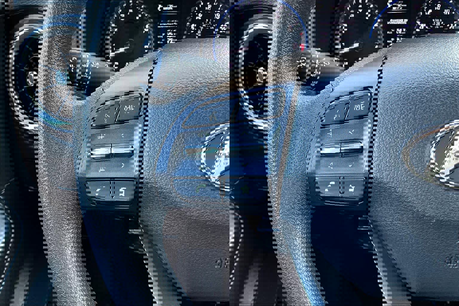 Used 2023 Hyundai Kona SEL image 24