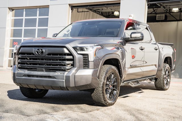 Used 2023 Toyota Tundra SR5 image 3
