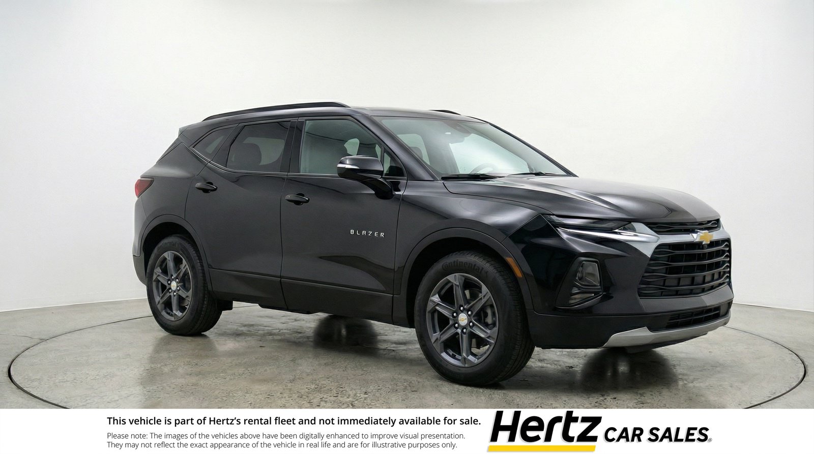 Used 2025 Chevrolet Blazer LT FWD image 1