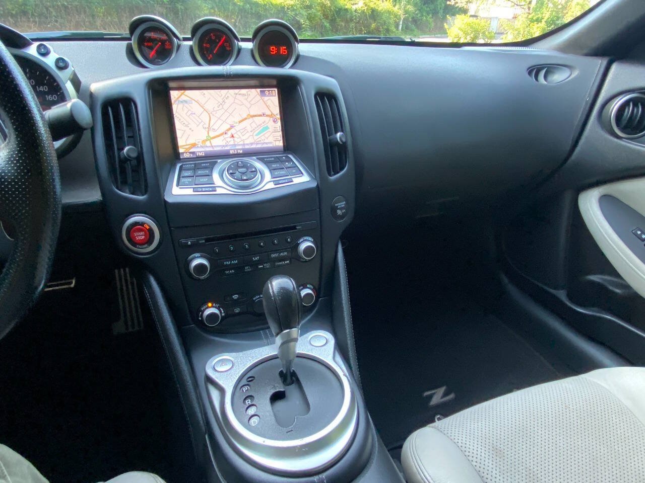 Used 2010 Nissan 370Z Touring w/ Sport Pkg RWD image 28