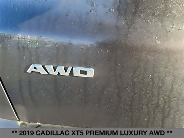 Used 2019 Cadillac XT5 Premium Luxury w/ LPO, Black Ice Package image 15