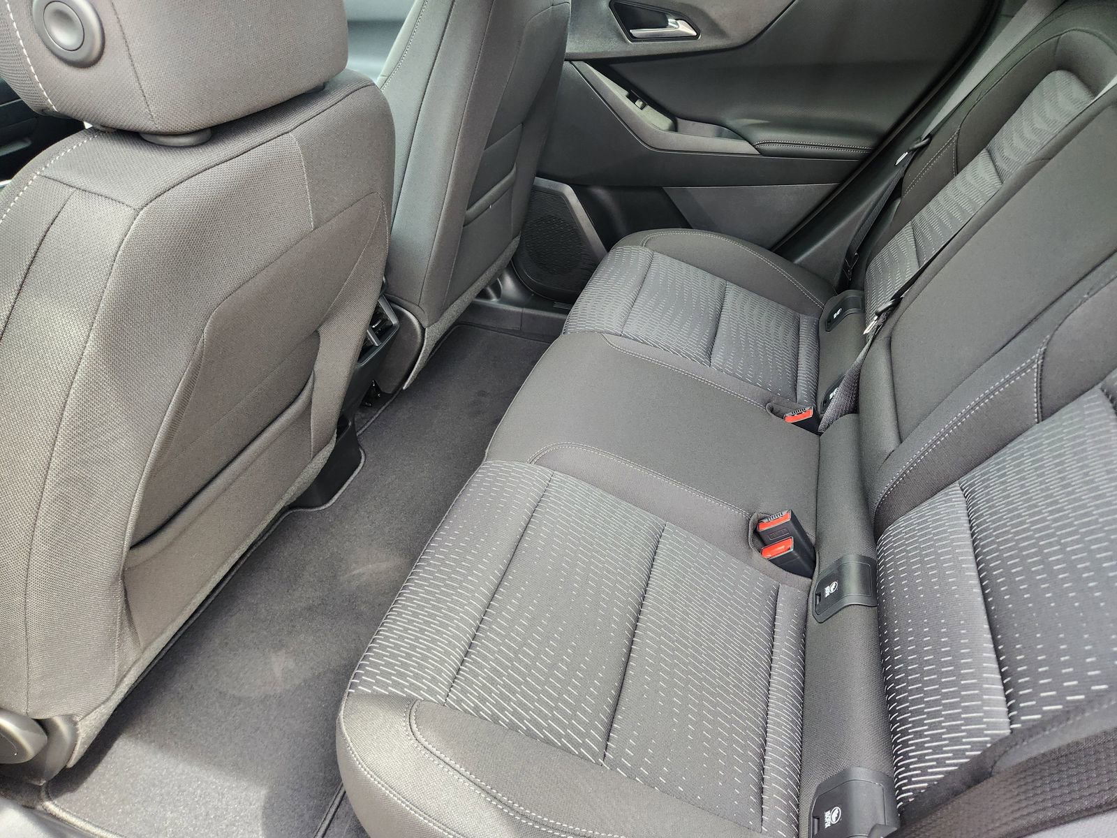 New 2026 Chevrolet Equinox LT w/ Safety and Technology Package FWD image 24