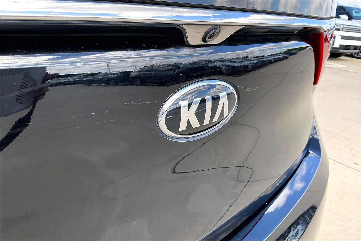 Used 2019 Kia Cadenza Technology FWD image 10