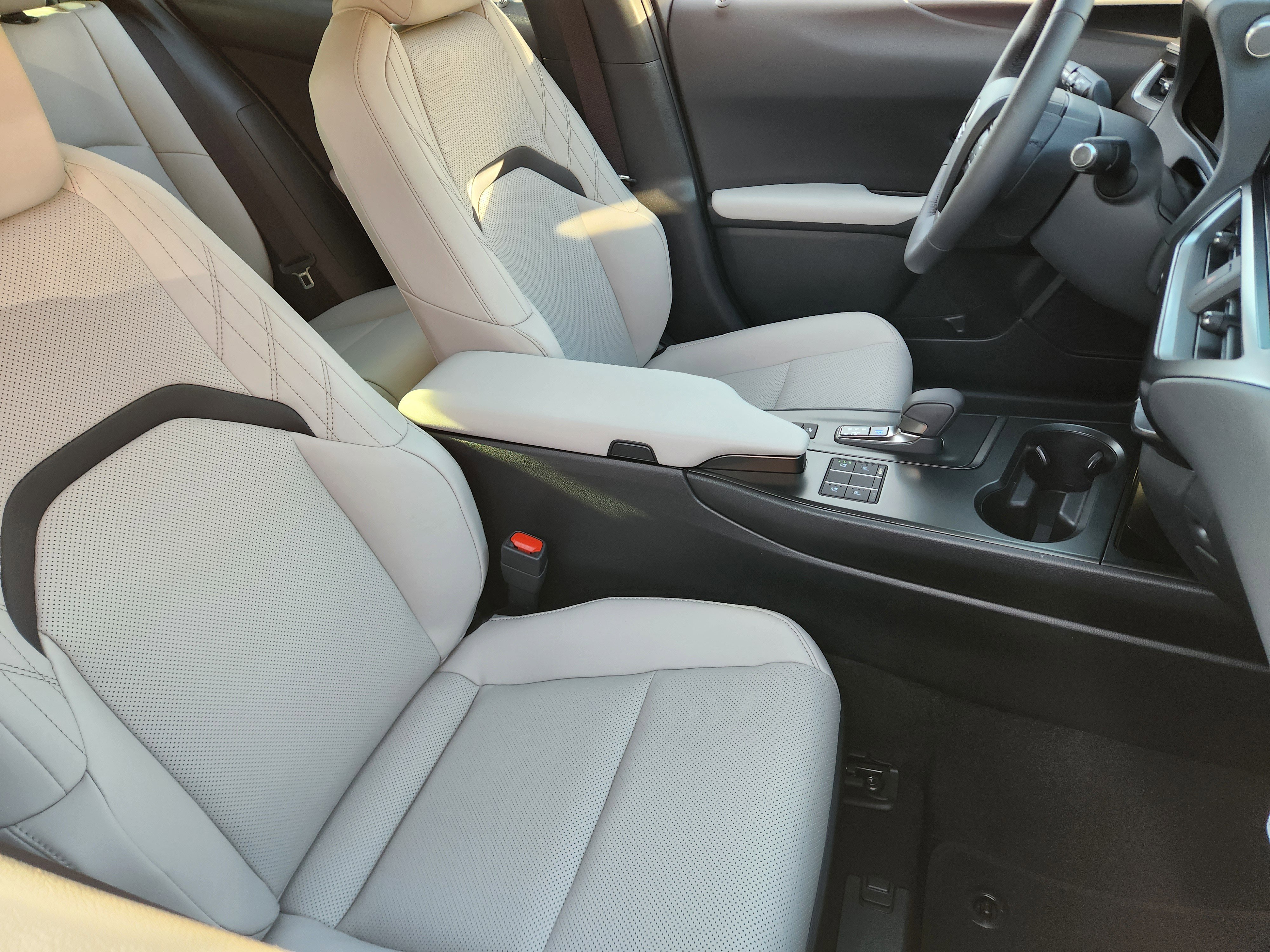 New 2026 Lexus UX 300h 300h F SPORT Design image 9