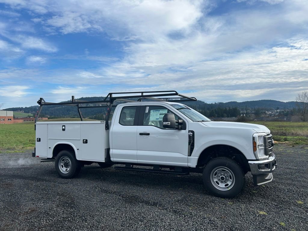 New 2026 Ford F250 XL w/ XL Chrome Package
