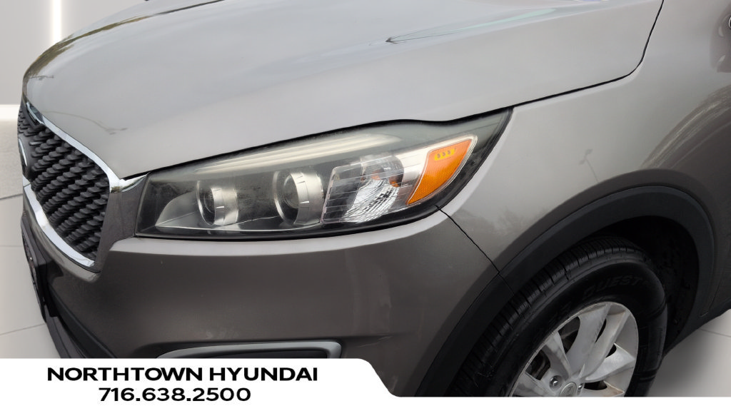 Used 2018 Kia Sorento FWD V6 image 31