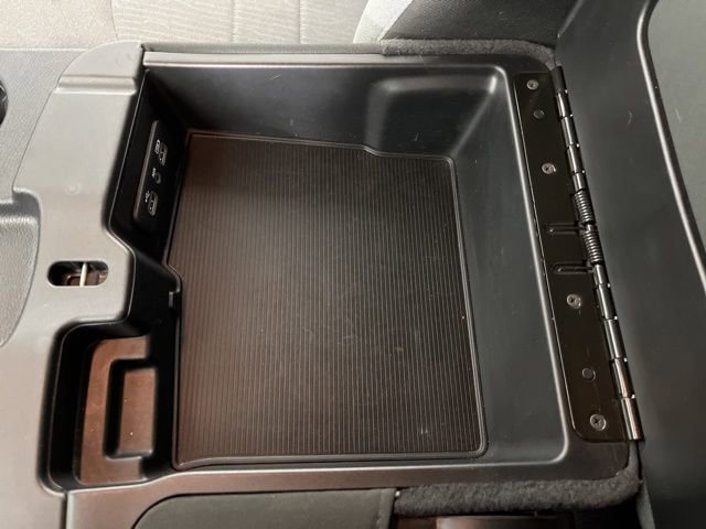 Used 2024 RAM 1500 Classic SLT image 31