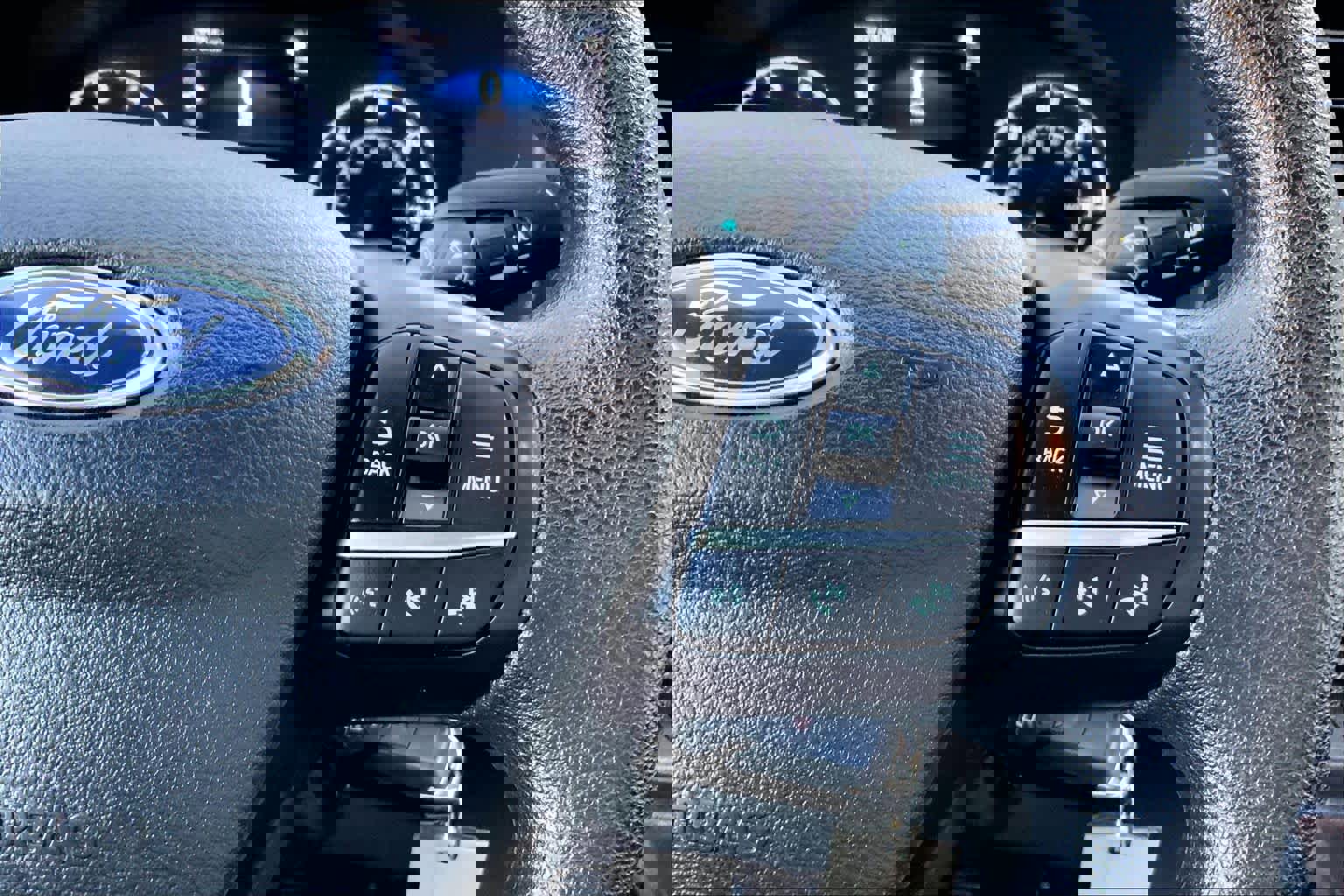 Used 2023 Ford Transit 350 XLT image 45