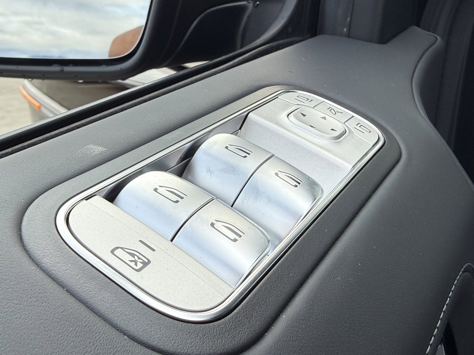 New 2026 Mercedes-Benz G 580 w/ EQ Technology image 15