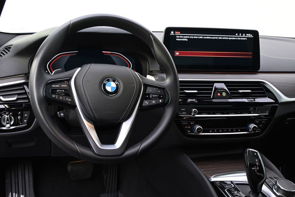 Used 2023 BMW 540i w/ Convenience Package image 12