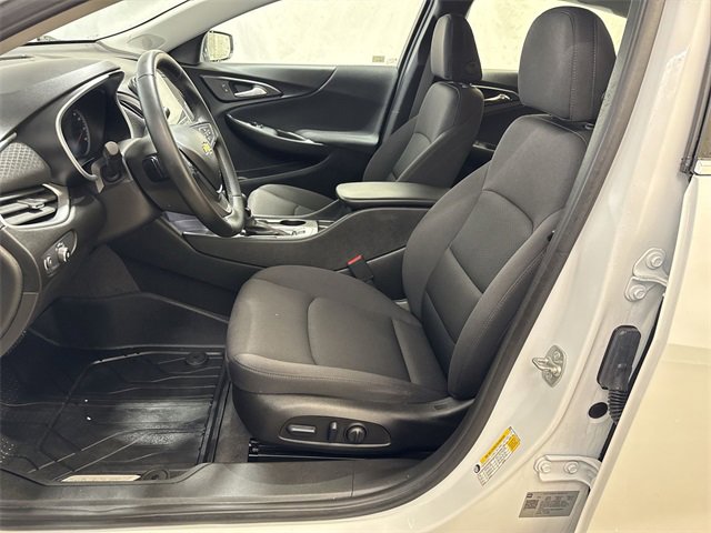 Certified 2024 Chevrolet Malibu RS w/ LPO, Floor Liner Package image 10
