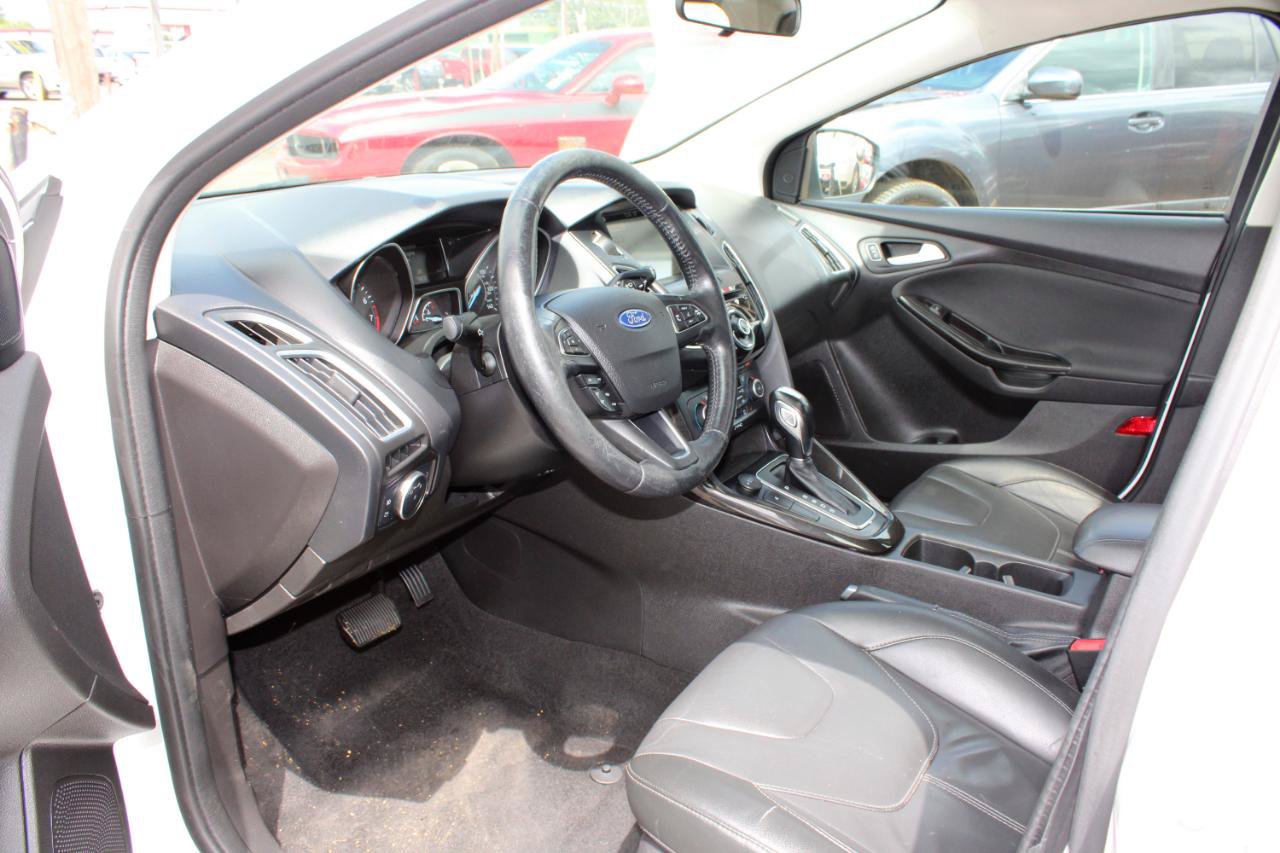 Used 2018 Ford Focus Titanium FWD image 13