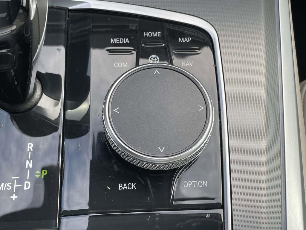 Used 2021 BMW X5 xDrive40i w/ Premium Package image 22