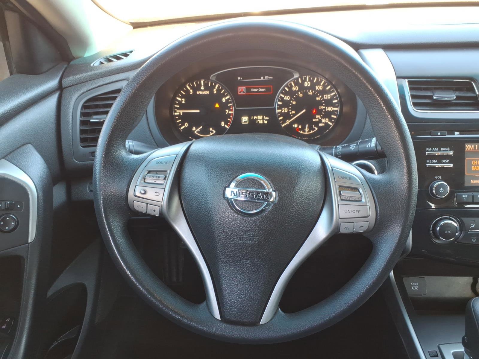 Used 2015 Nissan Altima 2.5 S w/ Special Edition Package image 20