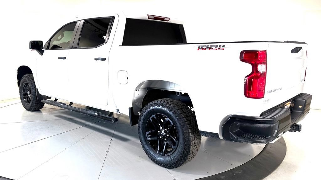 Used 2025 Chevrolet Silverado 1500 Custom Trail Boss AWD/4WD image 6