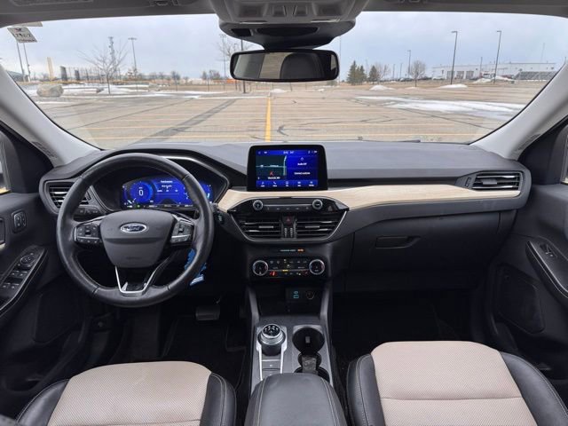 Used 2022 Ford Escape Titanium w/ Titanium Elite Package image 14