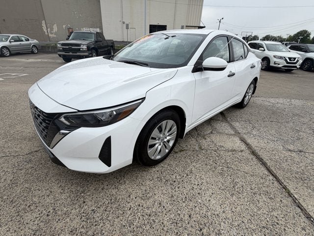 Used 2025 Nissan Sentra S FWD image 1