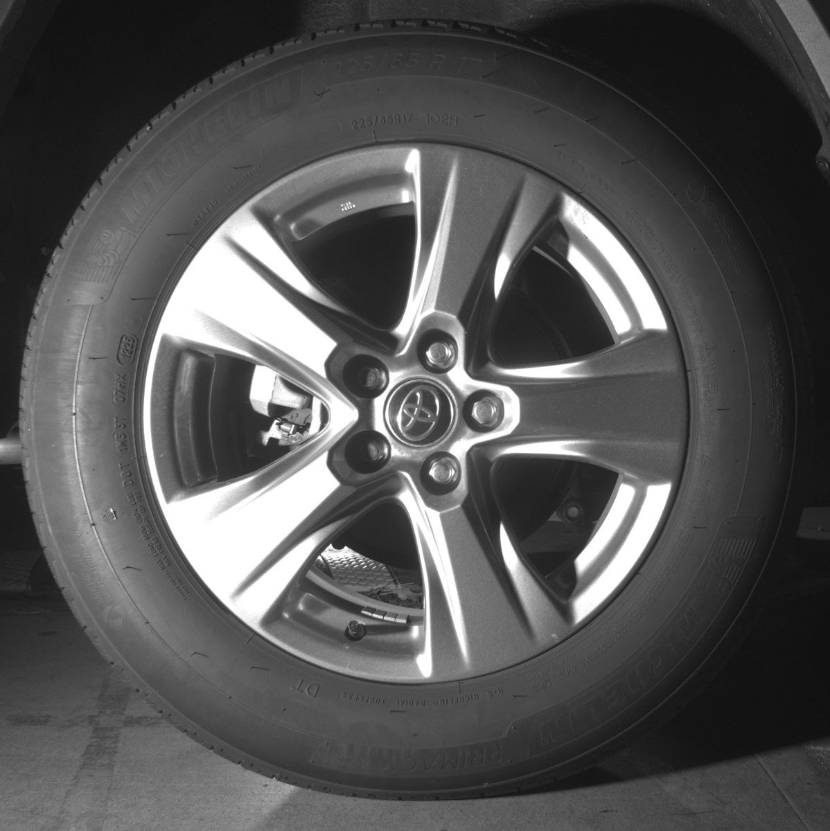 Used 2025 Toyota RAV4 XLE w/ Convenience Package image 15