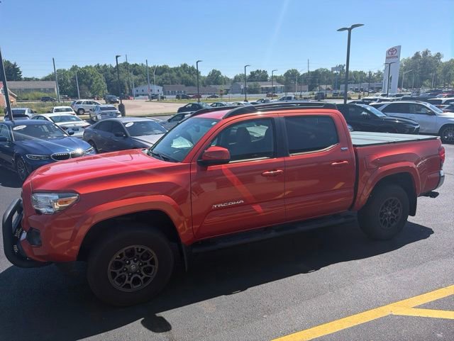 Used 2018 Toyota Tacoma SR5 AWD/4WD image 1