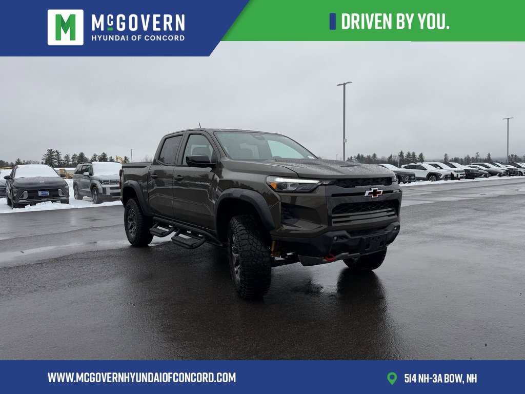 Used 2024 Chevrolet Colorado ZR2 w/ ZR2 Convenience Package III image 4