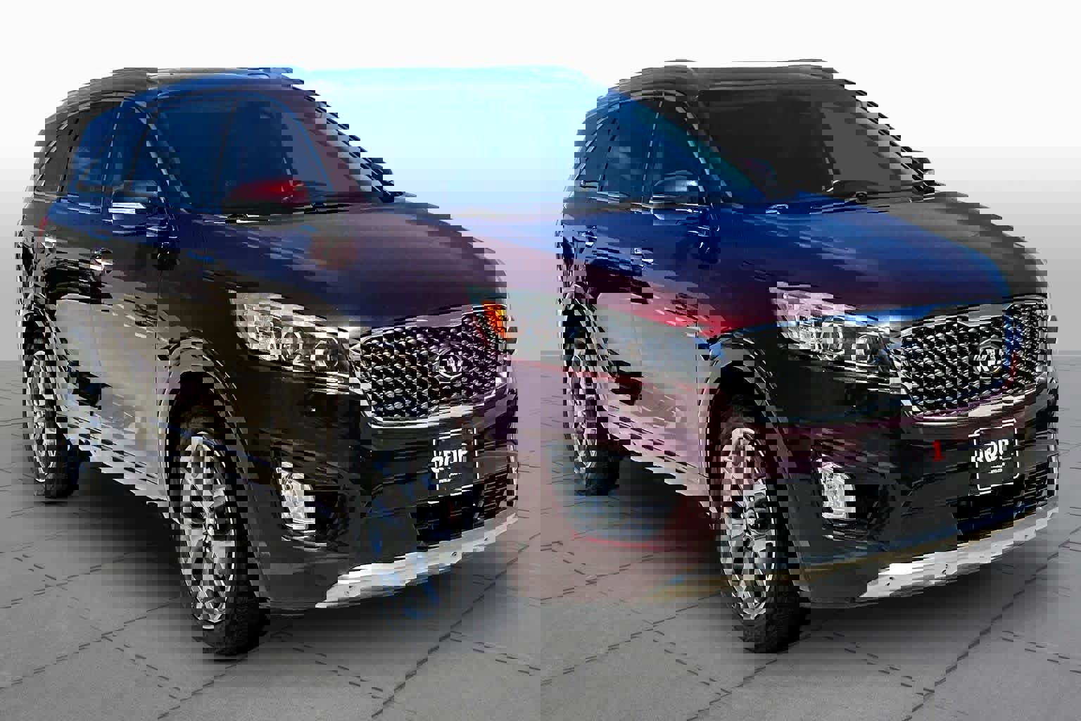 Used 2018 Kia Sorento SX image 3