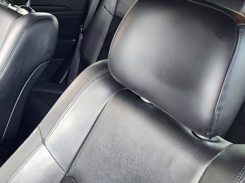 Used 2017 Jeep Grand Cherokee Altitude RWD image 17