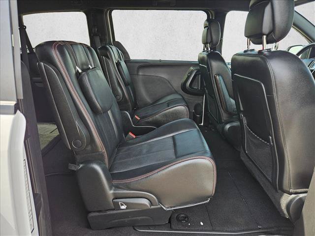 Used 2020 Dodge Grand Caravan GT FWD image 24