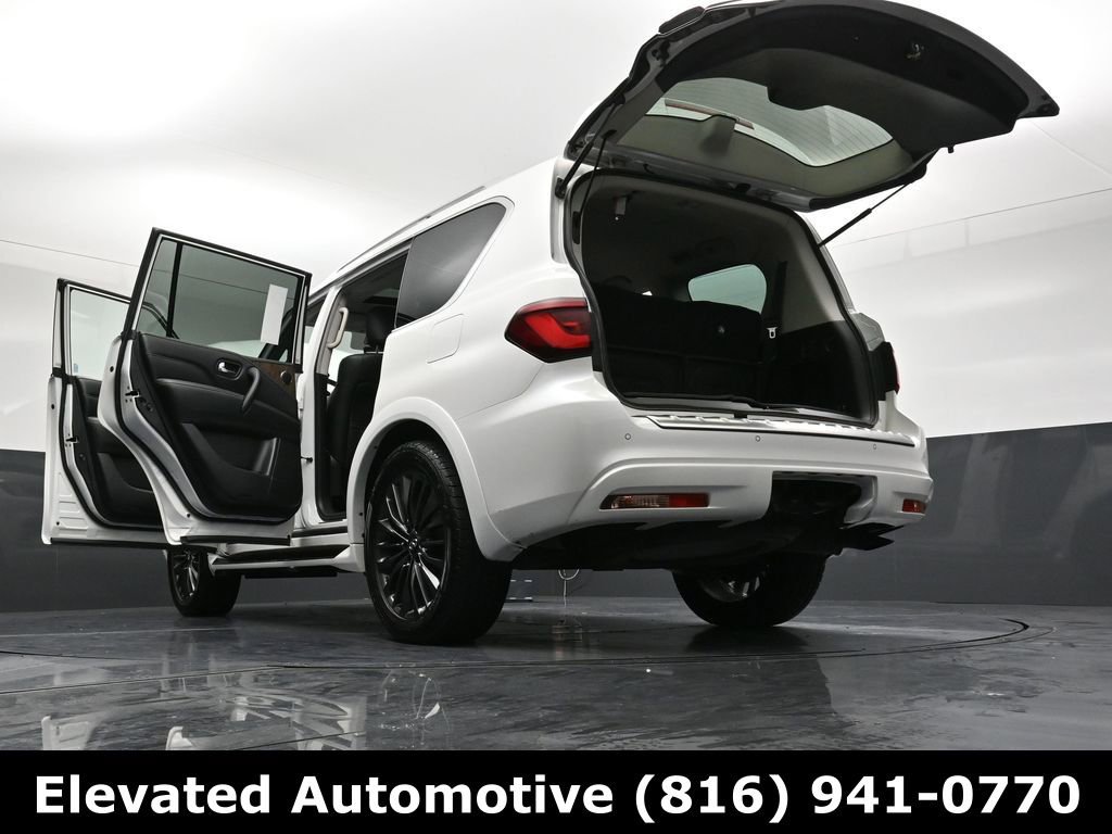 Used 2023 INFINITI QX80 Premium Select w/ All-Season Package image 42