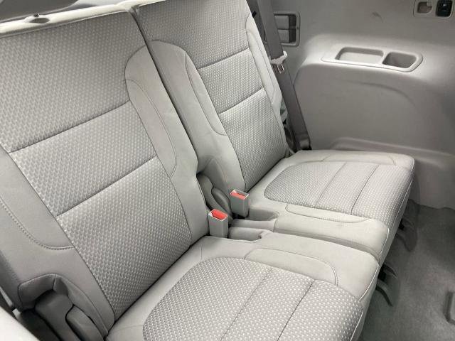 Used 2023 GMC Acadia SLE w/ Driver Convenience Package image 22