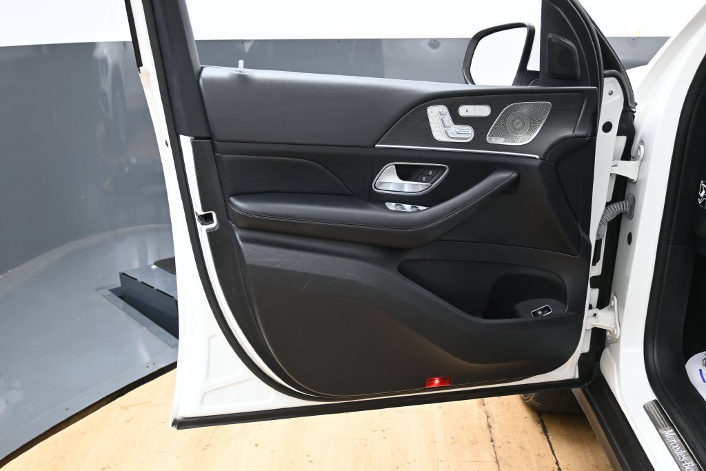 Used 2022 Mercedes-Benz GLE 350 4MATIC w/ Premium Package image 44