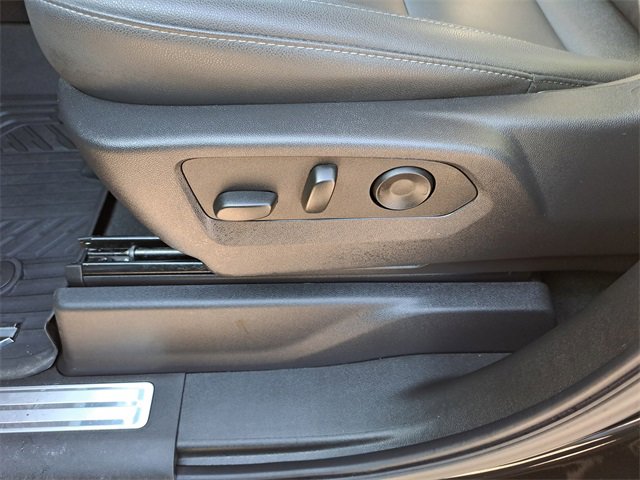 Used 2025 Chevrolet Silverado 1500 LT Trail Boss w/ Convenience Package II image 13