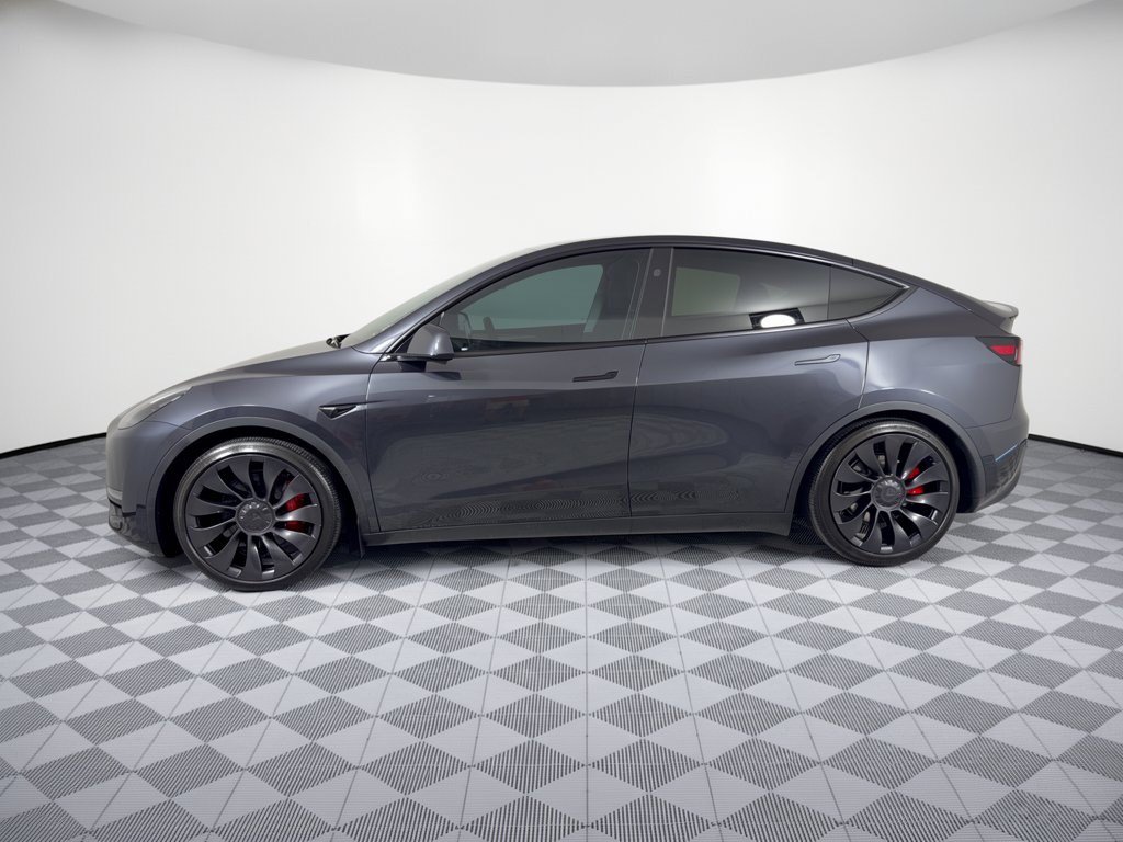 Used 2025 Tesla Model Y Performance AWD/4WD image 2